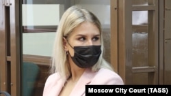 Политик Любовь Соболь