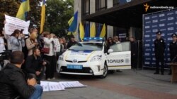У Житомирі під час презентації нової поліції пікетували Авакова