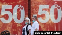 «Луцька міська рада не буде ухвалювати жодних рішень щодо зупинки транспорту або закриття будь-яких закладів у зв’язку з вищевказаним незрозумілим рішенням», – заявив радник міського голови