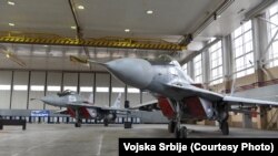 Avioni MiG-29 koje je Belorusija donirala Srbiji, za vreme remonta i modernizacije u zavodu u Baranoviču, u Belorusiji, 25. februar 2019.