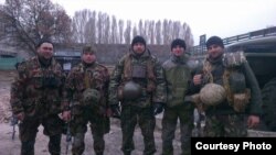 Фото групове: Юрій Величко – крайній зліва, Іван Білий – другий зліва