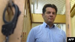 Роман Сущенко на одному із засідань суду в Москві, Росія, 28 листопада 2016 року