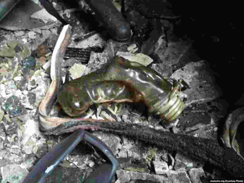 "Это не случайное нападение. Было сфабриковано дело против Оюба Титиева, оказывается давление в целом на «Мемориал» и его работу в Чечне. Видимо, «Мемориал» является для них врагом, которого надо убрать", - сказал Орлов.