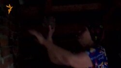 Удмуртия. Райцентр Якшур-Бодья. Дом рассыпается Удмуртия. Райцентр Якшур-Бодья. Дом рассыпается