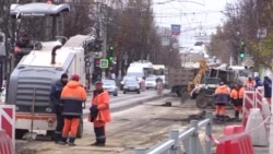 Испытание ремонтом. В Симферополе продолжается реконструкция дорог (видео) Испытание ремонтом. В Симферополе продолжается реконструкция дорог (видео)