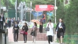 Муҳаққиқи эронӣ: "Аксари тоҷикҳо худро хушбахт меҳисобанд" Муҳаққиқи эронӣ: "Аксари тоҷикҳо худро хушбахт меҳисобанд"