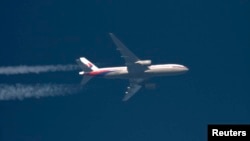 The tentative agreement for Iran Air to purchase Boeing aircraft is estimated to be worth as much as $25 billion. Boeing says that "any and all contracts with Iran's airlines will be contingent upon U.S. government approval."