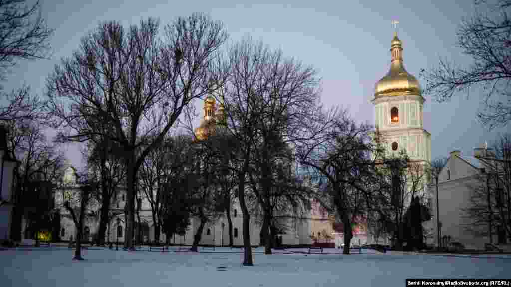На території заповідника «Софія Київська» панує тиха та велична зимова казка
