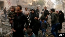 Жители Алеппо