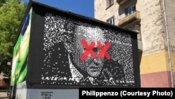 Граффити "Двадцать" уличного художника Philippenzo