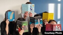 გამომცემლობა "პოპკორნ წიგნები"