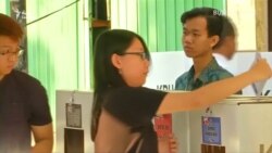 Понад 300 людей померли від виснаження при підрахунку голосів на виборах в Індонезії – відео Понад 300 людей померли від виснаження при підрахунку голосів на виборах в Індонезії – відео