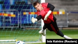 Лунін захворів на COVID-19