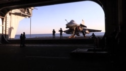 Коронавирус в армиях США, Франции, Украины и Беларуси: эвакуация военных и подготовка к парадам (видео) Коронавирус в армиях США, Франции, Украины и Беларуси: эвакуация военных и подготовка к парадам (видео)