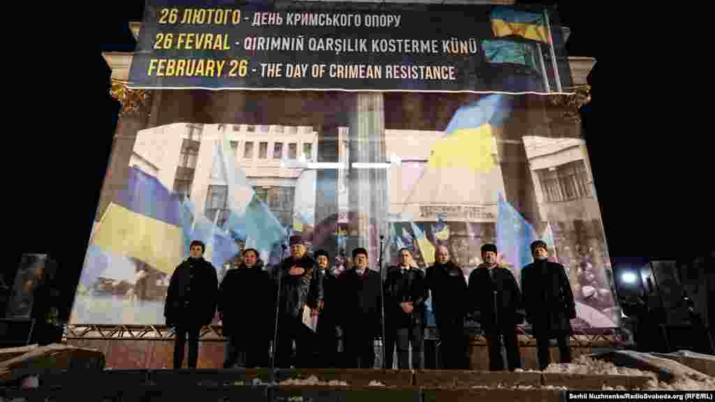 «Четыре года назад в Симферополе мы провели аналогичный митинг за единство Украины. Тогда мы были уверены, что спасли Украину, Крым и себя», – заявил председатель Меджлиса Рефат Чубаров