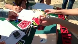 «Письмо – наименьшее, что можно сделать»: писательский марафон в поддержку узников Кремля (видео) «Письмо – наименьшее, что можно сделать»: писательский марафон в поддержку узников Кремля (видео)