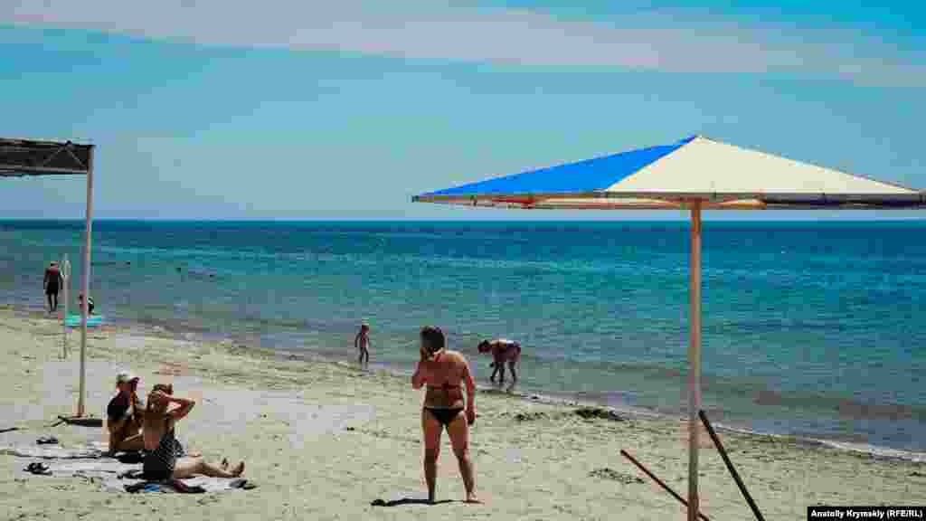 Оборудованный детский участок пляжа санатория-профилактория «Маяк»