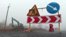 Місцеві вибори на Донбасі: підкуп, життя на війні і обіцянки (відео)