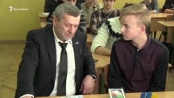 После такого не сдаются: Чийгоз встретился со школьником, который написал ему в тюрьму После такого не сдаются: Чийгоз встретился со школьником, который написал ему в тюрьму