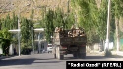 The Tajik government withdrew the 3,000 troops it sent in July following the killing of a security official. Does the central government have any control of the restive region?