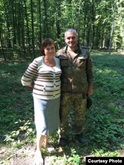 Ніна Брановицька з сином Ігорем. Житомирський полігон, вересень 2014 року