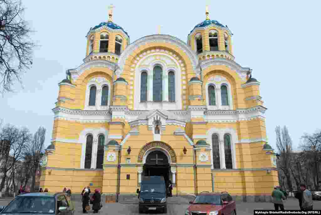 Дениса Вороненкова відспівували у Володимирському соборі – центральному соборі Української православної церкви Київського патріархату