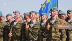 Российские десантники в Крыму: «Отсель грозить мы будем ...» (видео) Российские десантники в Крыму: «Отсель грозить мы будем ...» (видео)