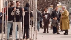 Продолжение политики: сербы свергали Милошевича 3 месяца и 3 года Продолжение политики: сербы свергали Милошевича 3 месяца и 3 года