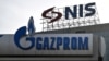Oznake kompanija Naftna industrija Srbije (NIS) i Gasproma, Beograd, 26. februar 2025.