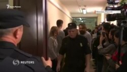 Москва: украинским морякам продлили арест до 24 октября (видео) Москва: украинским морякам продлили арест до 24 октября (видео)