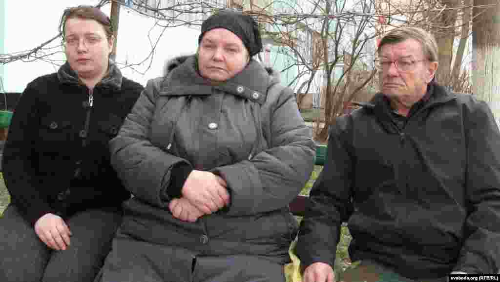 Батьки і сестра Михайла Жизневського