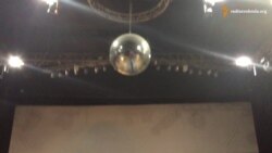 Кандидат у мери Києва Береза проголосував у нічному клубі (відео) Кандидат у мери Києва Береза проголосував у нічному клубі (відео)