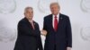 Президент США Дональд Трамп і прем’єр-міністр Угорщини Віктор Орбан під час саміту щодо Гази в Шарм-еш-Шейху, Єгипет, 13 жовтня 2025 року