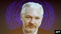 Джулиан Ассанж