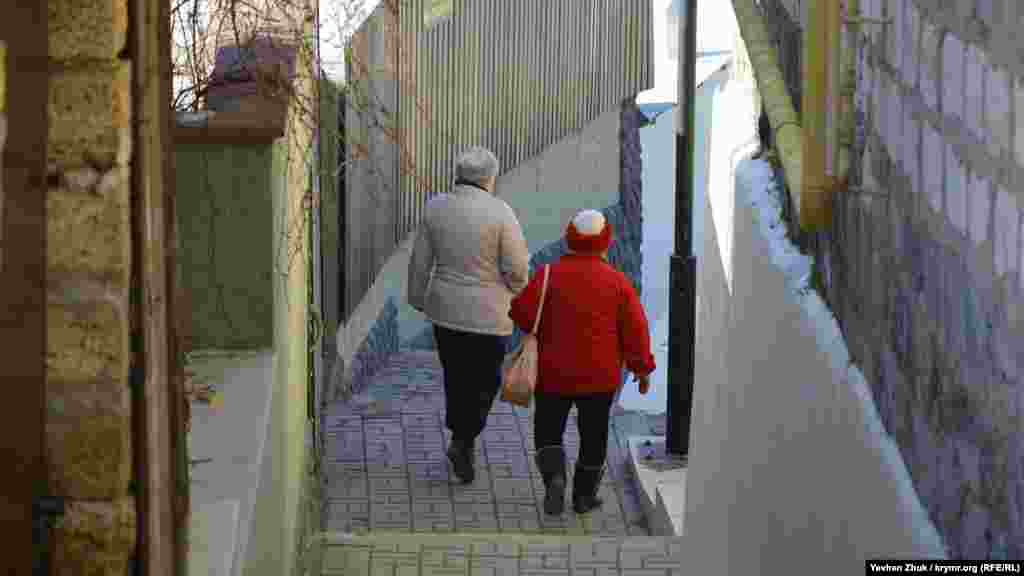 Северная сторона – это сплошные подъемы и спуски. Это – спуск Водопьянова