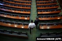 Mbajtja e seancave çdo 48 orë për konstituim të Kuvendit është diçka me të cilën vendi nuk është përballur asnjëherë më parë.