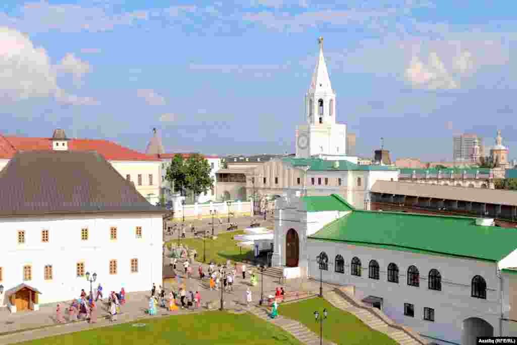 "Түгәрәк уен"га халык җыела