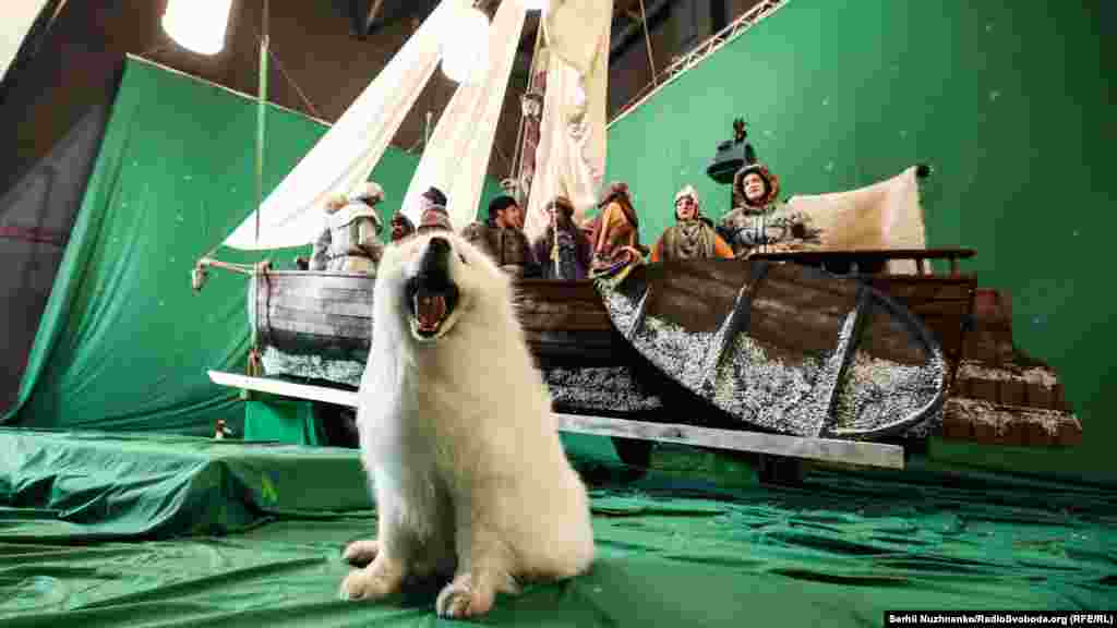 Реліз фільму запланований на кінець 2018-го року. Прокат фільму «Тільки диво» заплановано в Україні, США, Канаді та європейських країнах