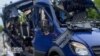 Остатоците од минибусот погоден од руски дрон, Суми 17 мај 2025