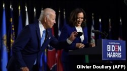 У Сполучених Штатах у понеділок увечері, 17 серпня, відкрився з’їзд Демократичної партії, на якому колишнього віцепрезидента Джо Байдена і сенатора Камалу Гаріс офіційно висунуть кандидатами партії на посади президента і віцепрезидента США