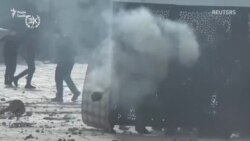 Нові сутички ізраїльської поліції і палестинців в Єрусалимі (відео) Нові сутички ізраїльської поліції і палестинців в Єрусалимі (відео)