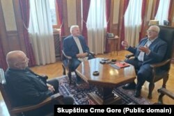 Predsjednik Skupštine Andrija Mandić sa Ivanom Miloševićem (lijevo).