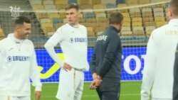 УЄФА заборонив гасло «Героям слава!» на формі збірної. Чому? (відео) УЄФА заборонив гасло «Героям слава!» на формі збірної. Чому? (відео)