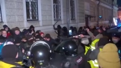 Массовые задержания на акциях в поддержку Навального Массовые задержания на акциях в поддержку Навального