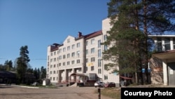 Центральная районная больница Окуловки. Фото Александра Кириллова