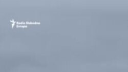 Timovi hitne pomoći spašavaju preživjele iz avionske nesreće u Kazahstanu Timovi hitne pomoći spašavaju preživjele iz avionske nesreće u Kazahstanu