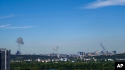 Об этом стало известно после очередного – пятого за сутки – объявления о воздушной опасности в Киеве.