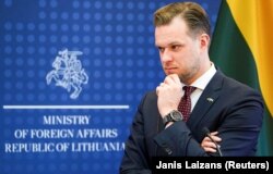 Міністр закордонних справ Литви Габріелюс Ландсбергіс на пресконференції у Вільнюсі, 22 квітня 2022 р.