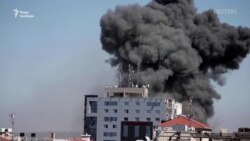 Будівля з офісами Associated Press та Al Jazeera зруйнована в Смузі Гази Будівля з офісами Associated Press та Al Jazeera зруйнована в Смузі Гази