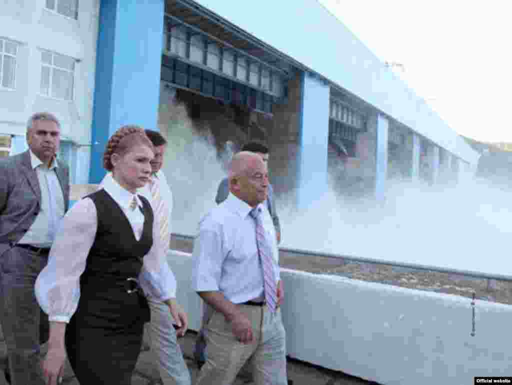 Юлія Тимошенко відвідала постраждалі від повені регіони Західної України — 28 липня 2008